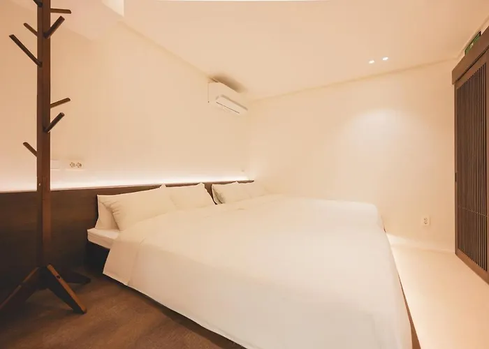 종로201 동묘 Near Metro 공항버스4분 경복궁 명동 Ddp 성수 Appartement *